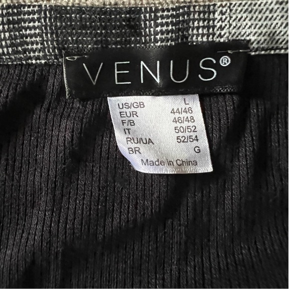 Layered plaid top - Picture 3 of 4